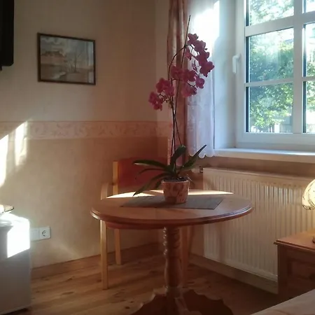 Johanna 3* פארנו